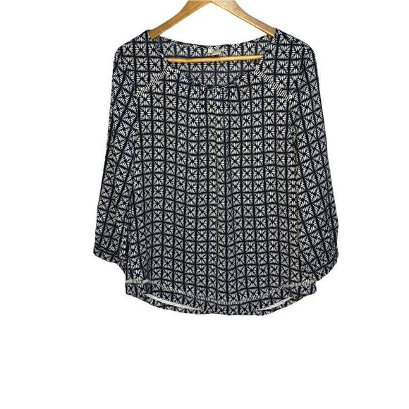 J. Crew Tops - 🔴 2 for $25 J. Crew Blue and white blouse size medium